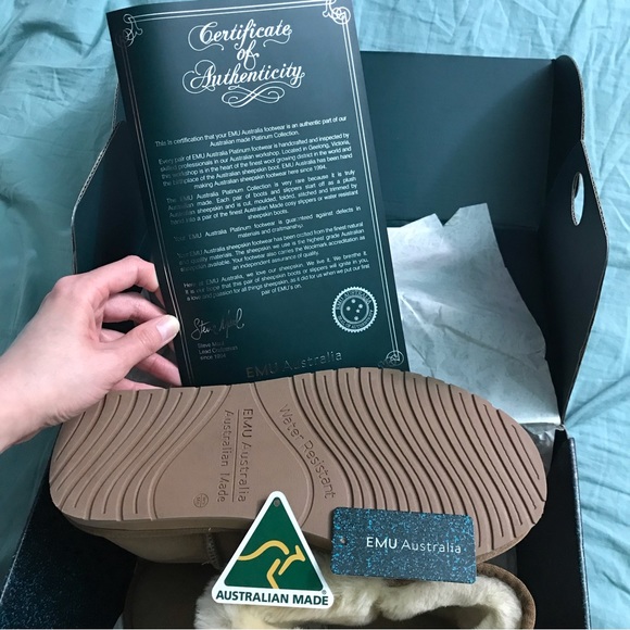 Emu Lara Sheepskin Platinum Boots - Picture 13 of 15